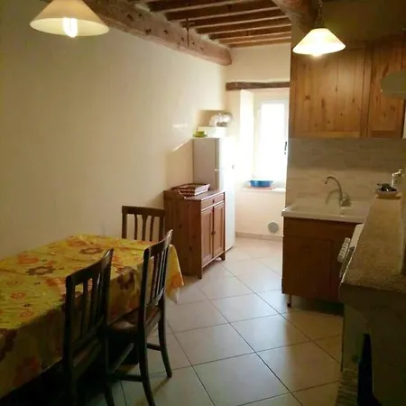 Apartamento With One Bedroom In Montefabbri With Wonderful Mountain View 15 Km From The Beach