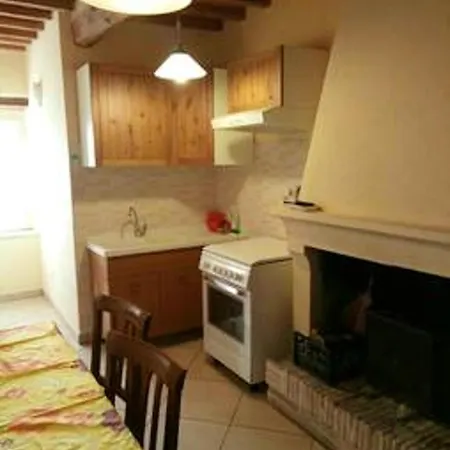 Apartamento With One Bedroom In Montefabbri With Wonderful Mountain View 15 Km From The Beach *